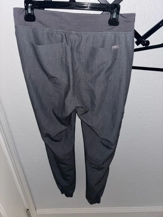 FIGS Technical Collection Scrub Pants Gray S/T Jogger Medical Workwear - Picture 3 of 4